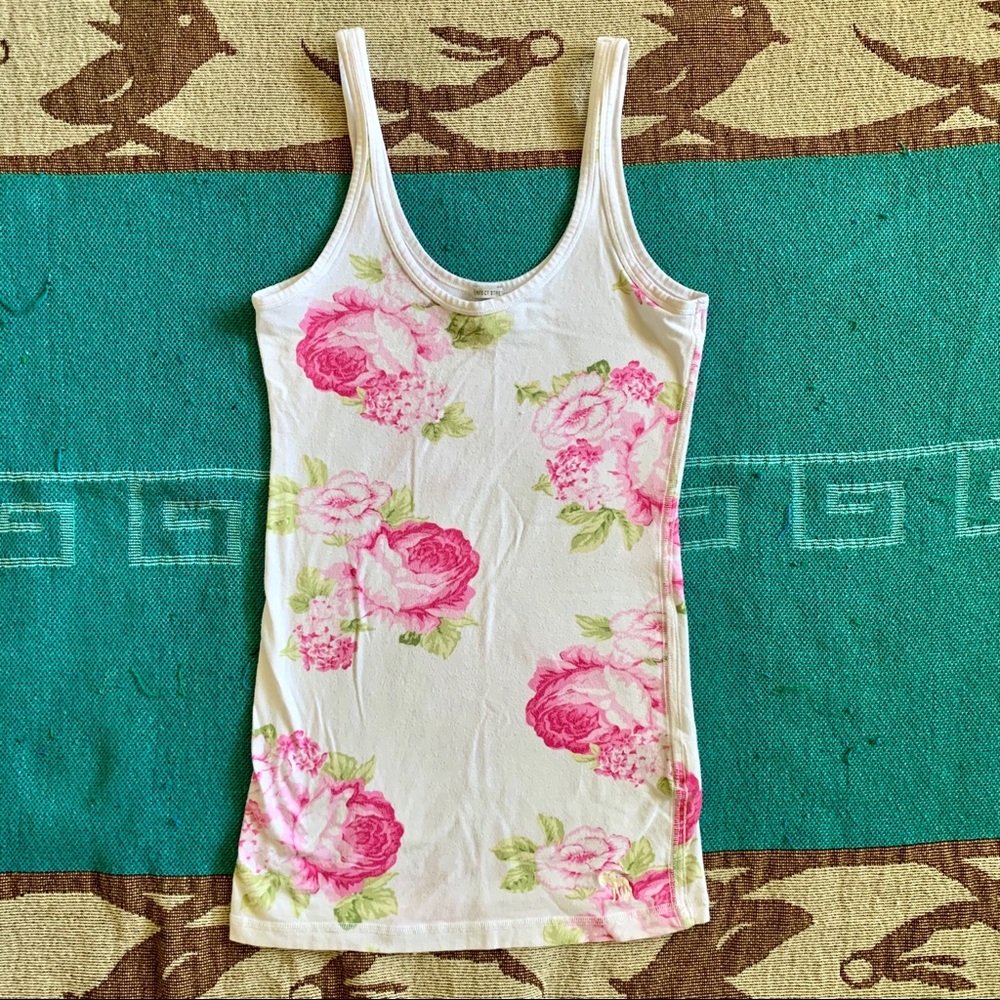 Abercrombie A&F Perfect Stretch Tank Size Small